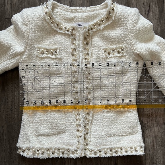 SOLD Tweed Jacket - Picture 5 of 8